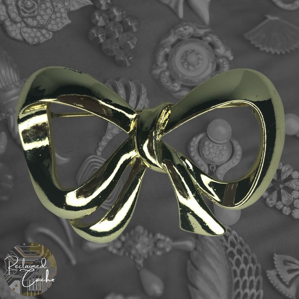 Gold Bow Brooch